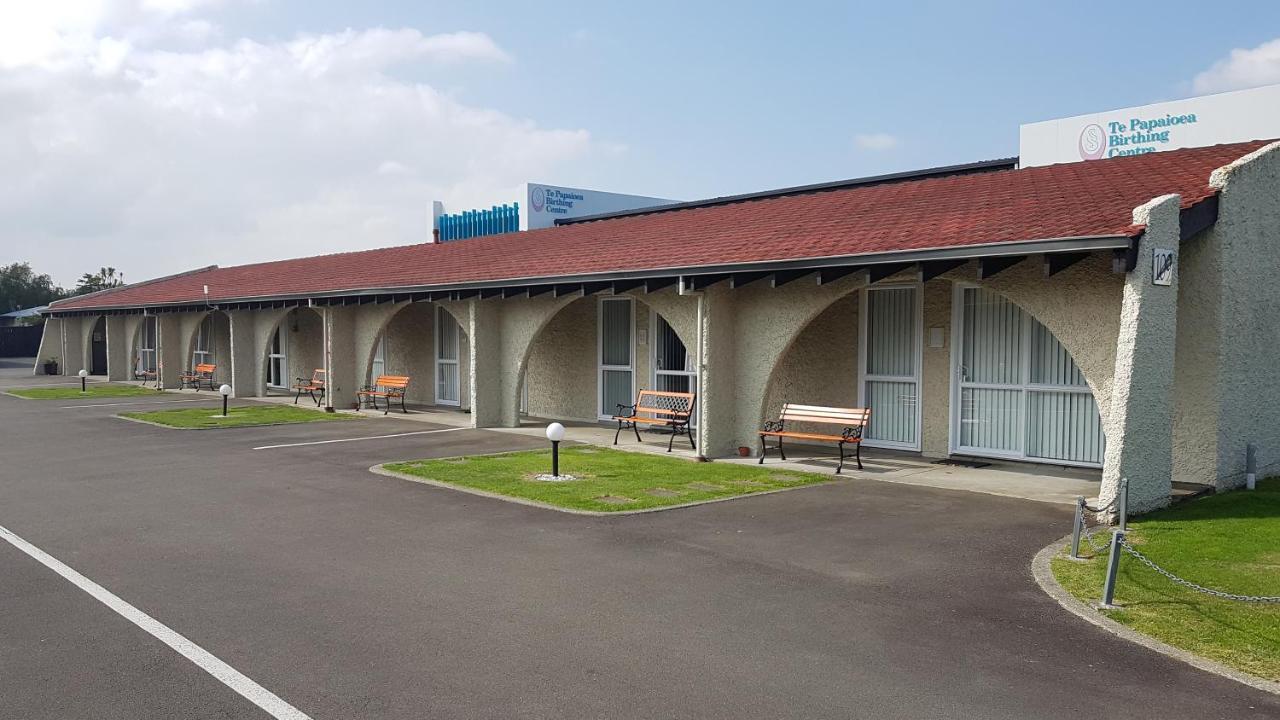 Aztec Motel Palmerston North Exterior photo