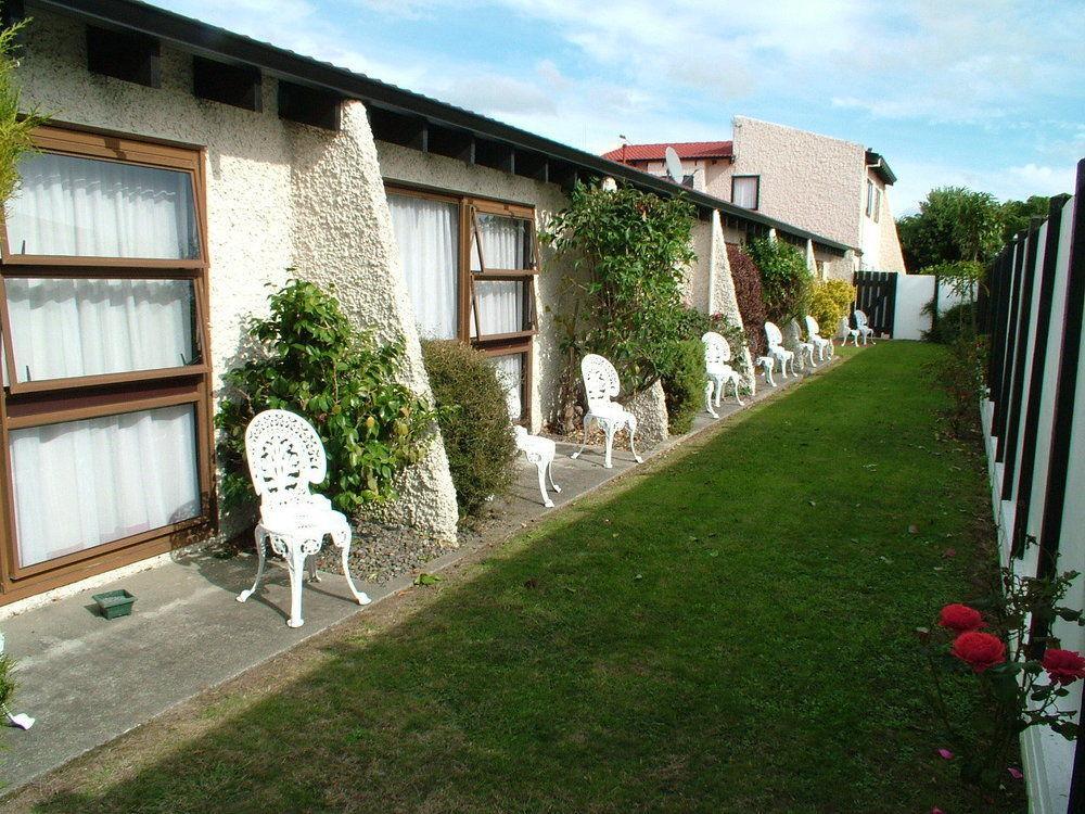 Aztec Motel Palmerston North Exterior photo